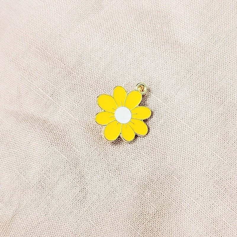 Daisy Metal Pins (KimyJoe CutiePins)